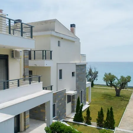 Luxury Villa *